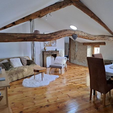 フォン・ロム Le Grenier Des Moineaux Bed & Breakfast エクステリア 写真