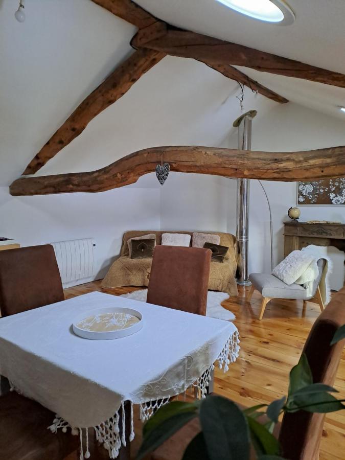 フォン・ロム Le Grenier Des Moineaux Bed & Breakfast エクステリア 写真