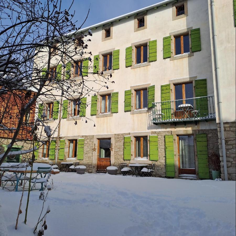 フォン・ロム Le Grenier Des Moineaux Bed & Breakfast エクステリア 写真