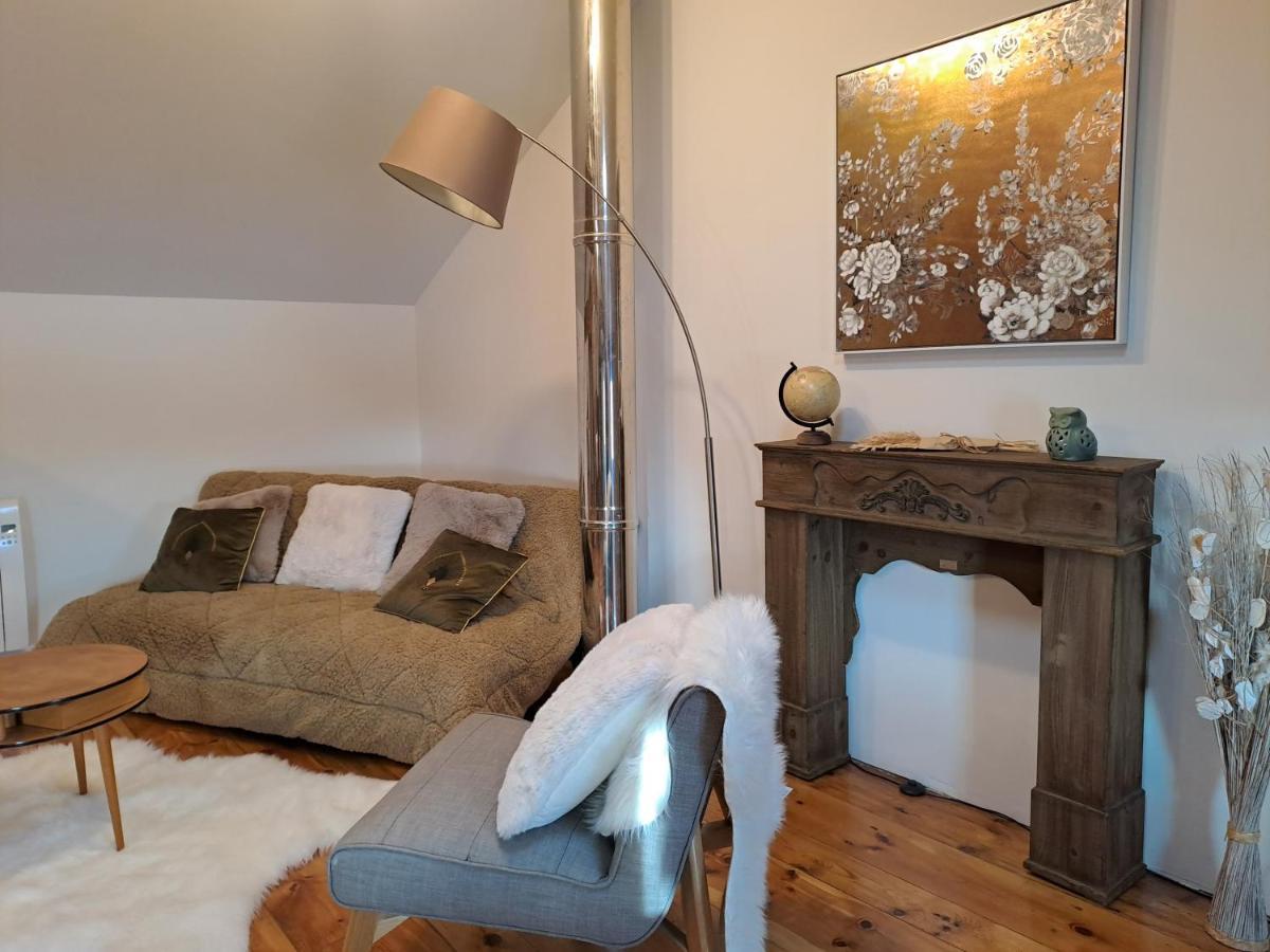 フォン・ロム Le Grenier Des Moineaux Bed & Breakfast エクステリア 写真