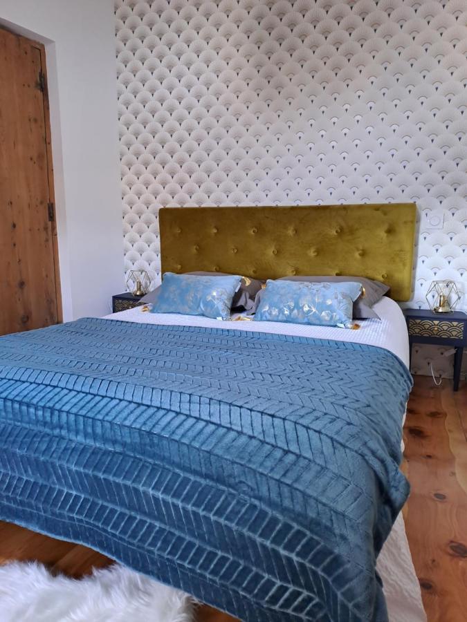 フォン・ロム Le Grenier Des Moineaux Bed & Breakfast エクステリア 写真