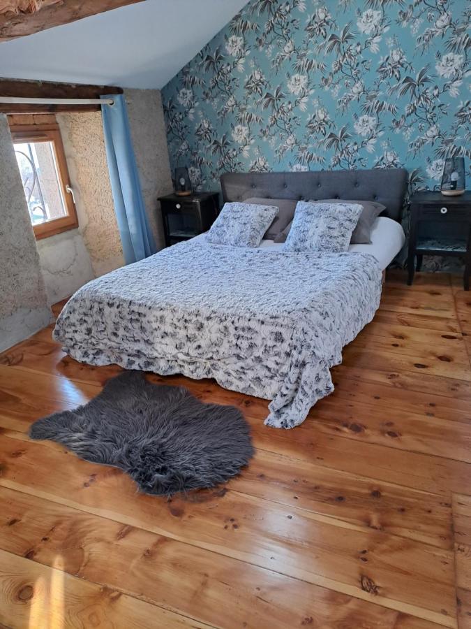 フォン・ロム Le Grenier Des Moineaux Bed & Breakfast エクステリア 写真